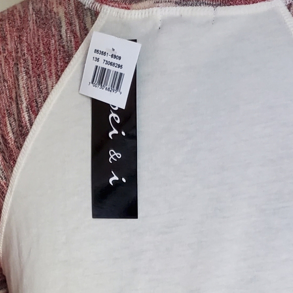 joei & i. Baseball tee with sweater sleeves - Picture 6 of 6